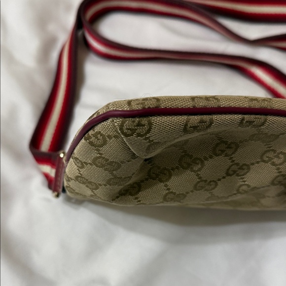 Gucci Beige and Burgundy Crossbody Bag - Picture 5 of 10